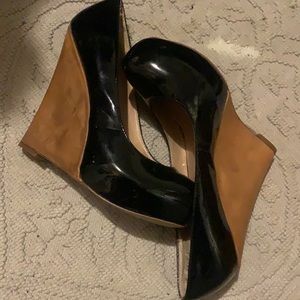 Black wedge heel shoes